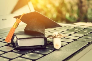 6 Key Things to Consider as Universities Plan to Go Online